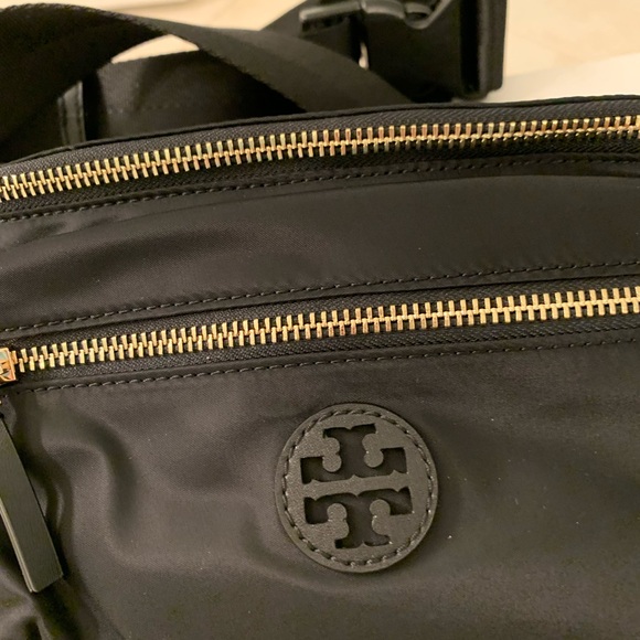 Tory Burch Black Sling Bag/Fanny bag in Black - Picture 5 of 12